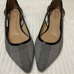 Black/white plaid pointed toe flats, size 8 never worn